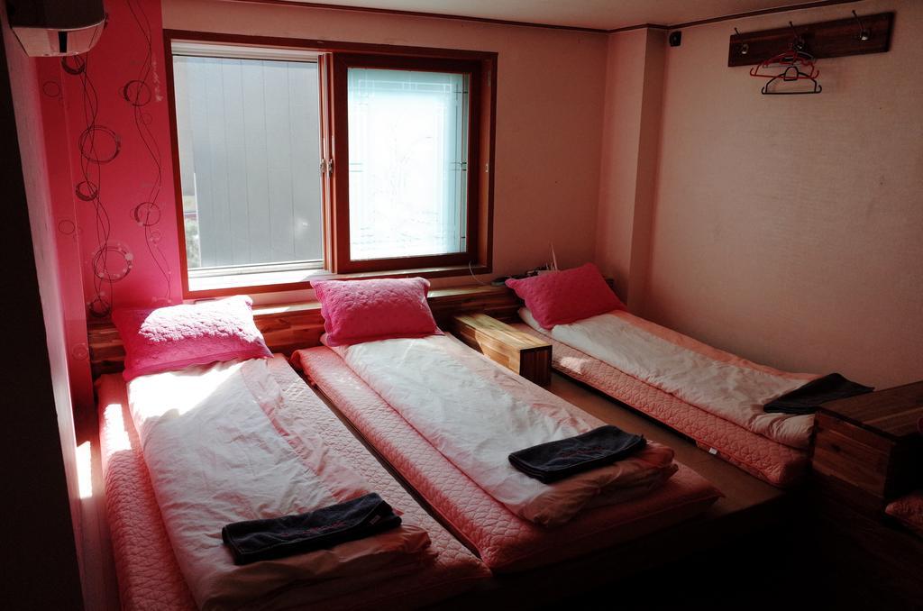A Pousada Bong Backpackers Seul Exterior foto