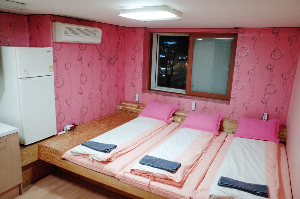 A Pousada Bong Backpackers Seul Exterior foto