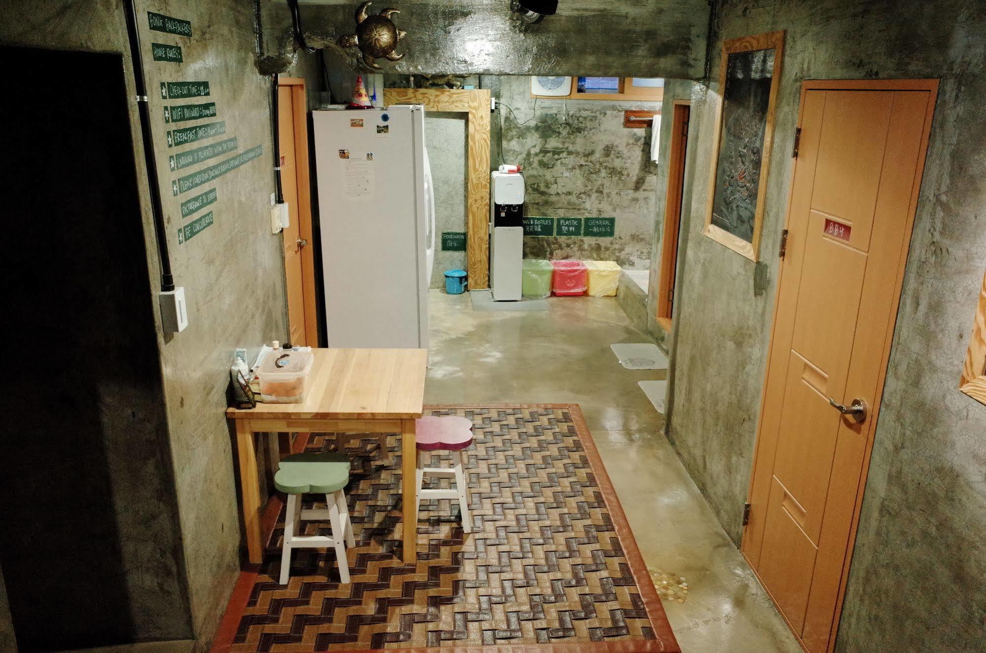 A Pousada Bong Backpackers Seul Exterior foto